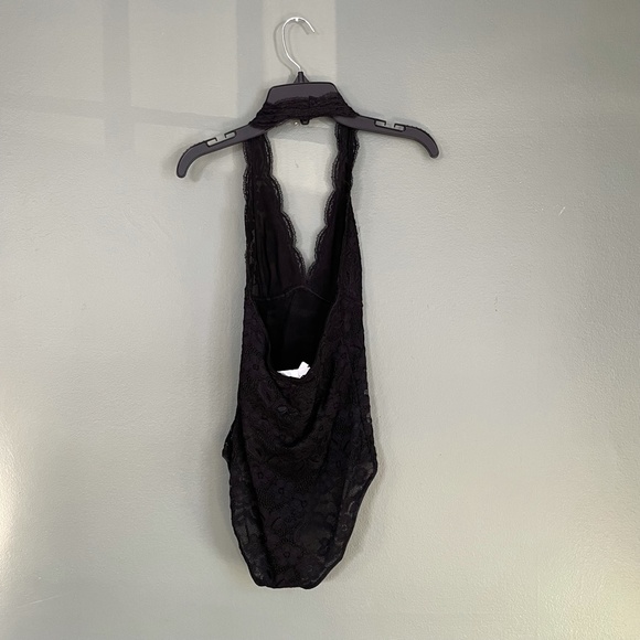 NEW XS Urban Outfitters Out From Under Black V Neck Lace Bodysuit - Picture 4 of 5